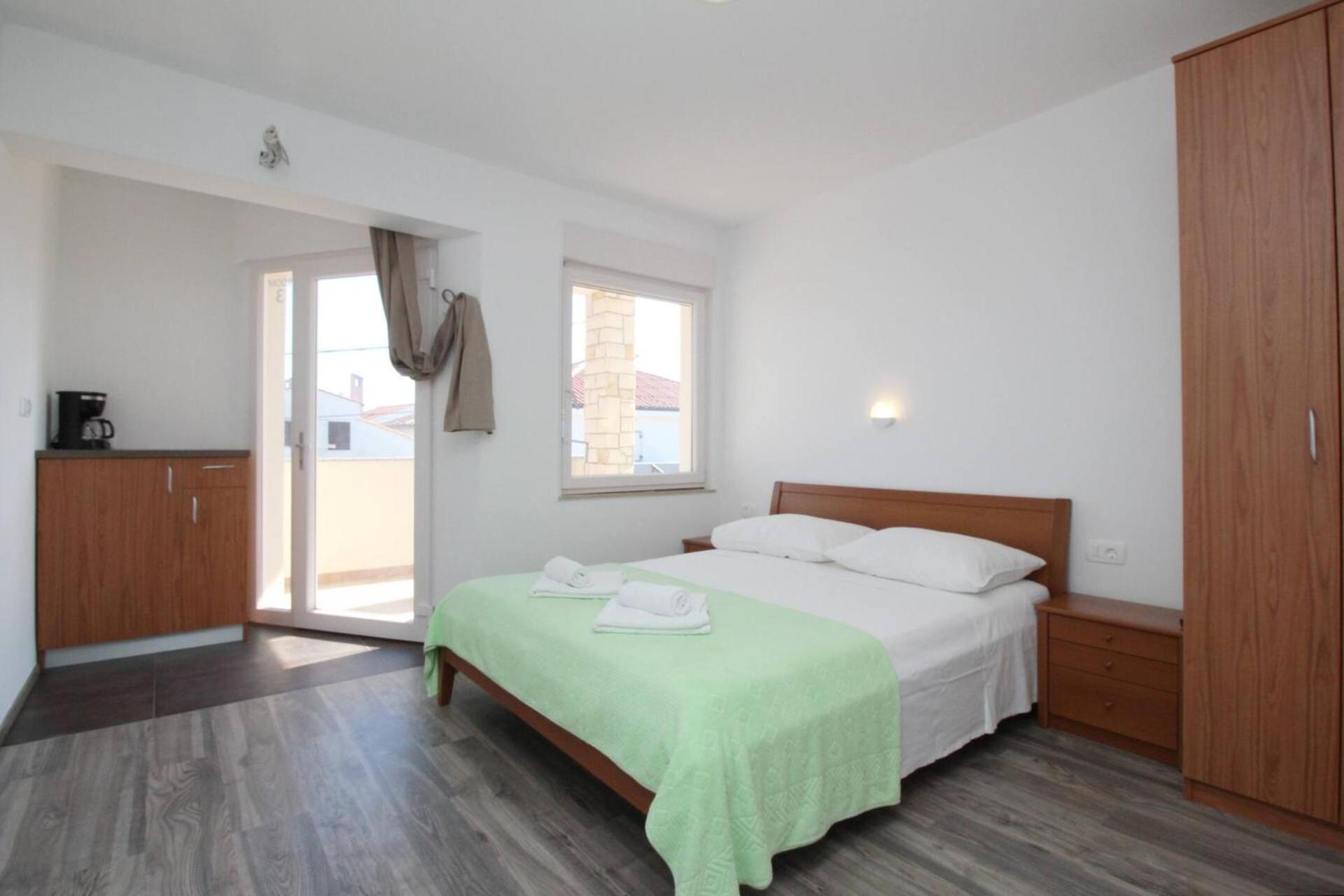 Apartments & Rooms Dekanic Baška Екстериор снимка