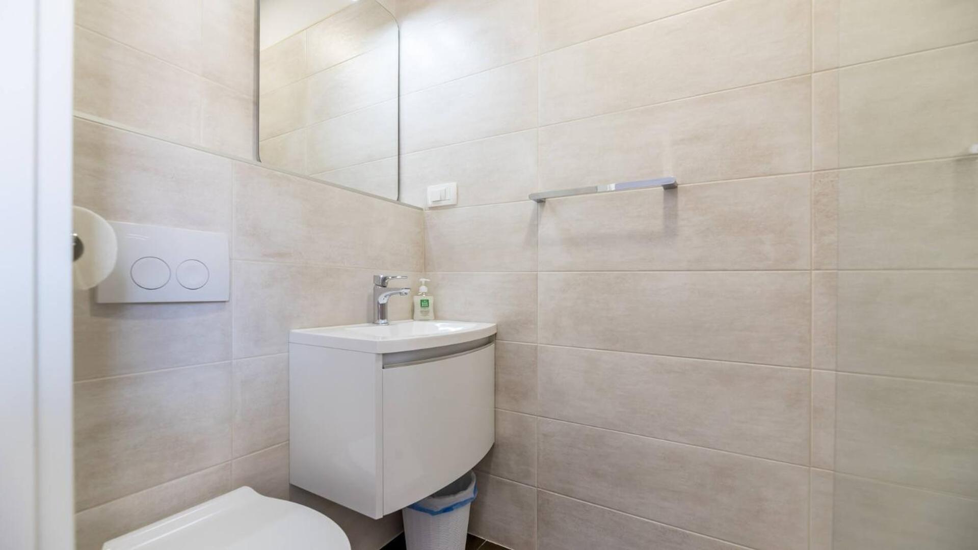 Apartments & Rooms Dekanic Baška Екстериор снимка