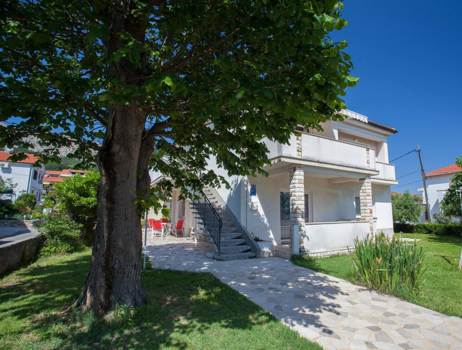 Apartments & Rooms Dekanic Baška Екстериор снимка