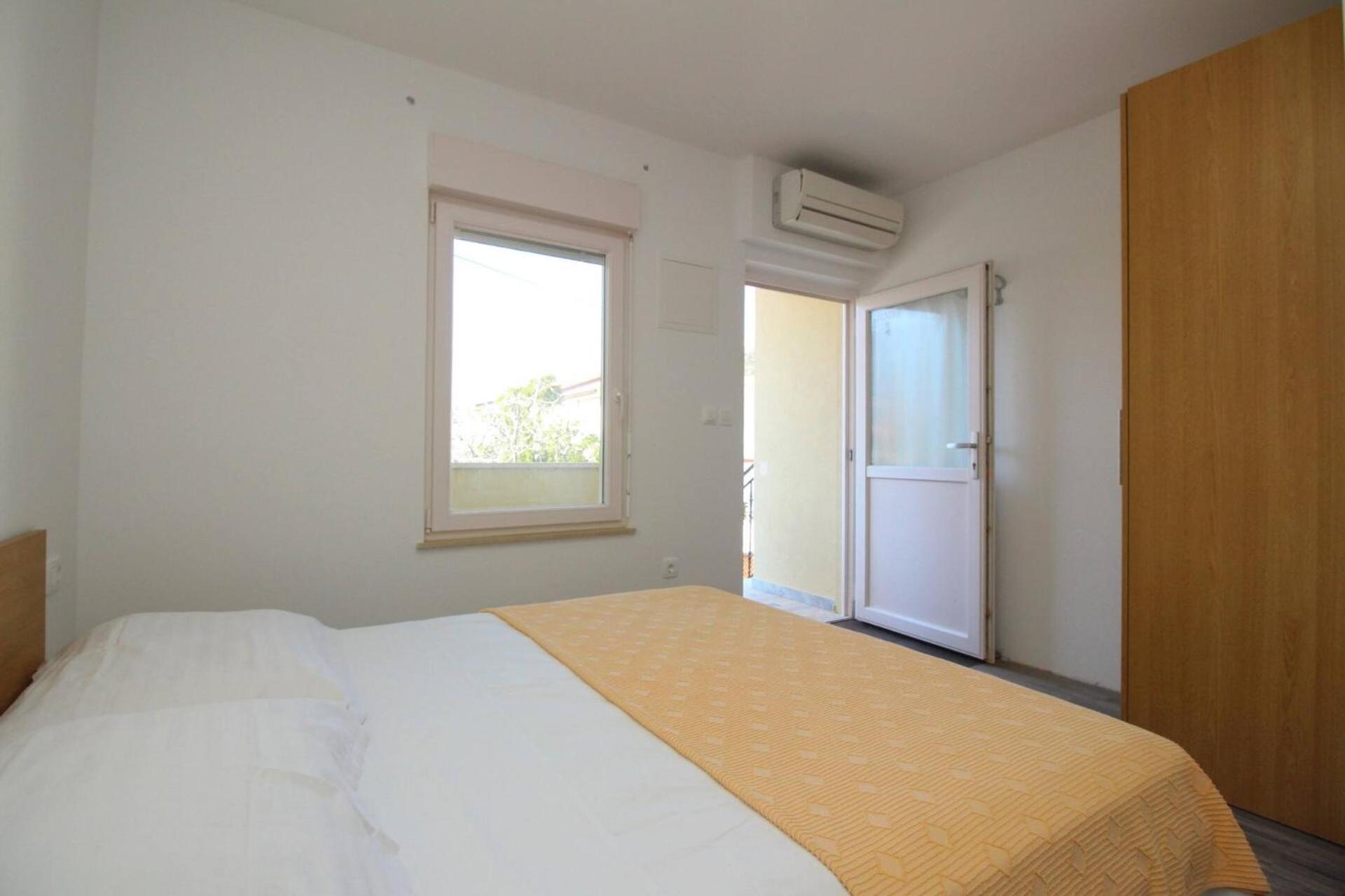Apartments & Rooms Dekanic Baška Екстериор снимка