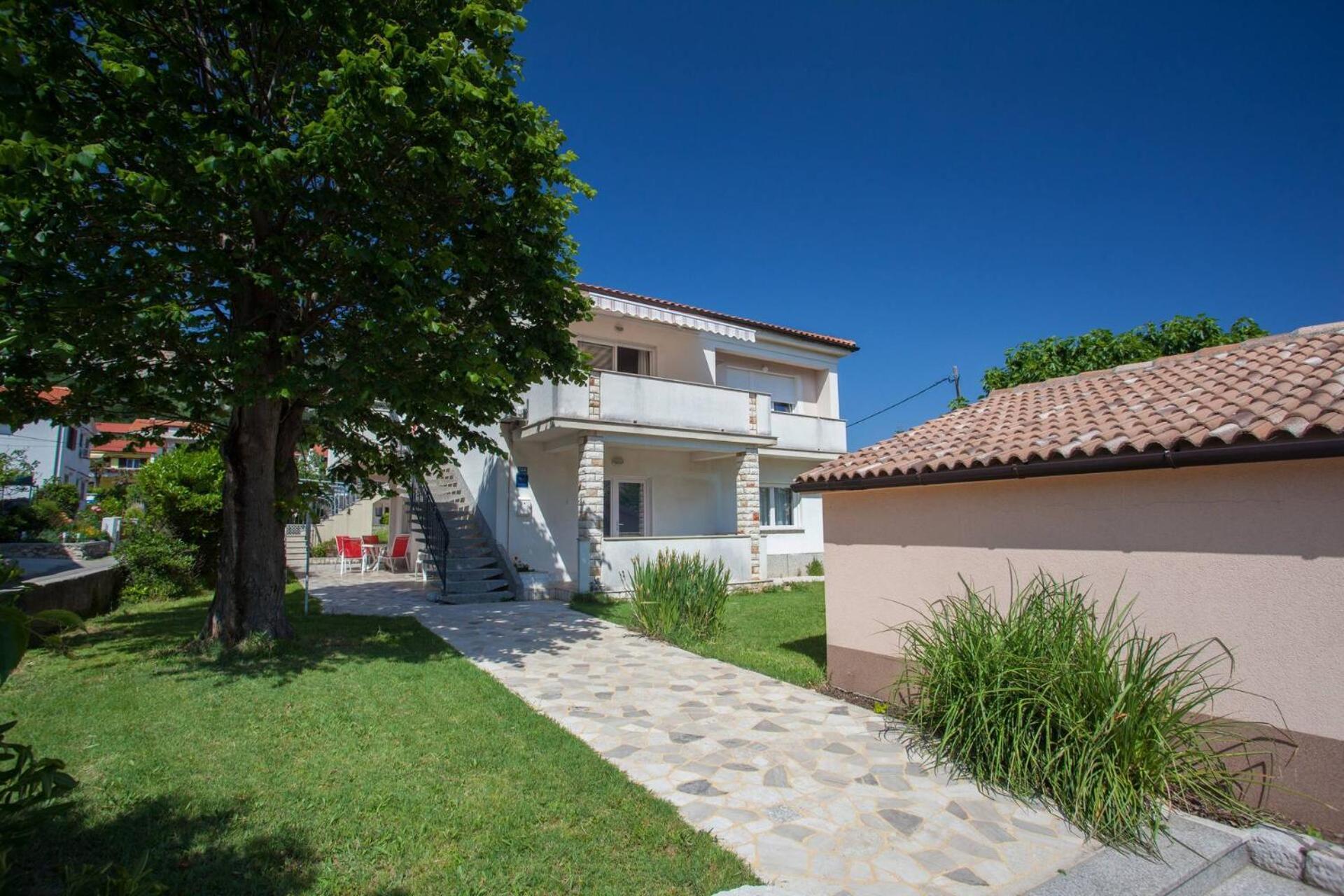 Apartments & Rooms Dekanic Baška Екстериор снимка